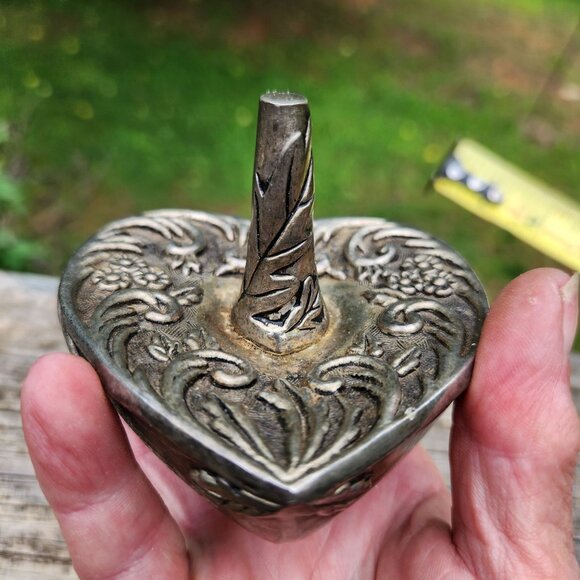 Vintage Godinger 1992 Heart-Shaped Silver-Plated Ring, Jewelry Holder With Flora - Picture 7 of 8